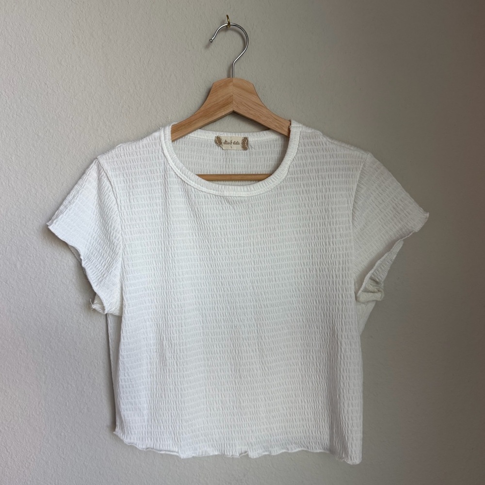 Altar'd State | White Textured Short Sleeve Tee